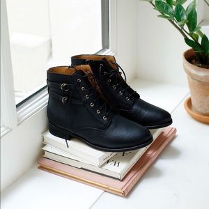 Sézane low ankle boots black leather Solene